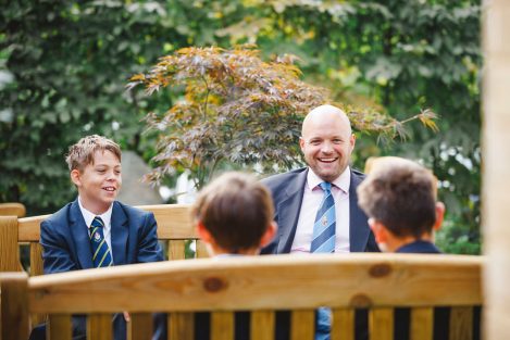 teacher with 3 students