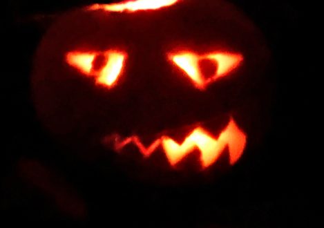 lit pumpkin