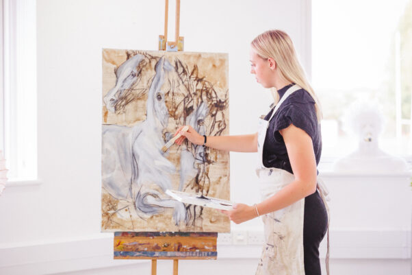 student painting